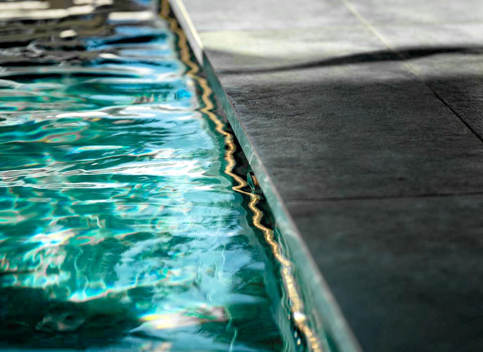 Indoorpool mit LED Beleuchtung